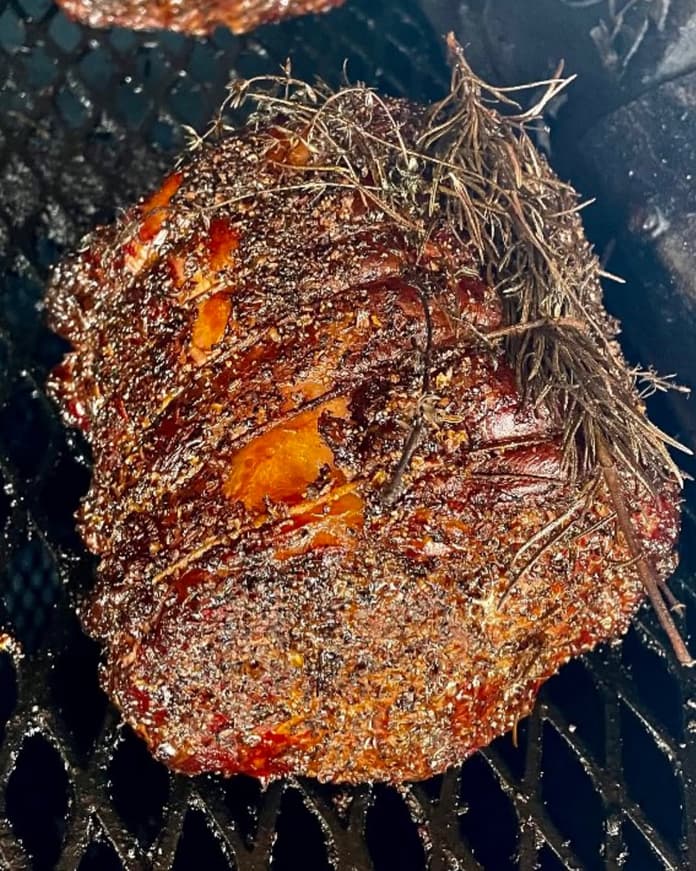 Herb smoked pork butt, wood-fired smoked BBQ
